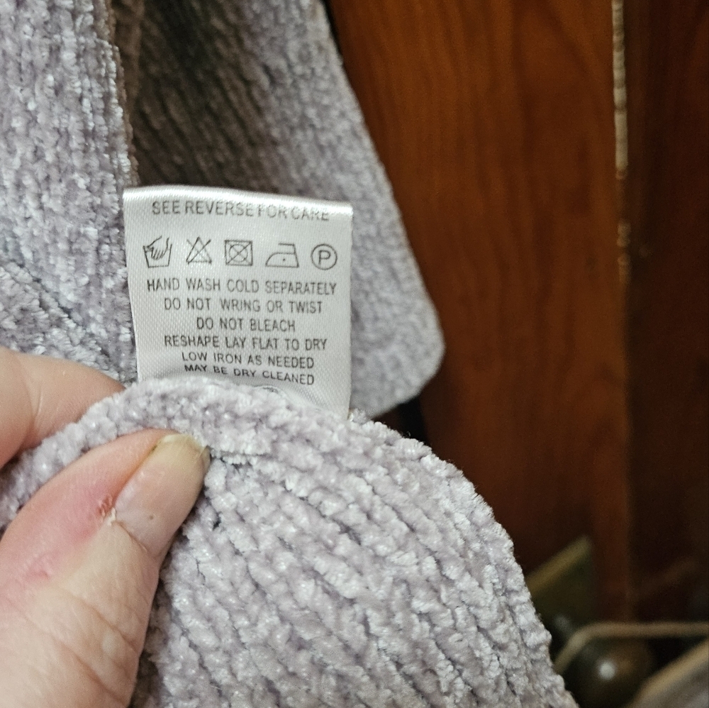 Cozy Miracle USA Chenille Sweater - Size M/L (Oversized Fit) - Picture 5 of 5